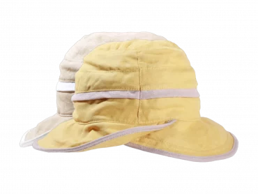 Aufschlaghut mit Kordelzug