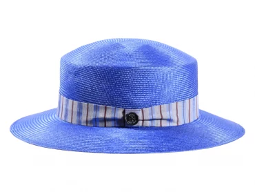 Damenhut Cloche in Blau für den Sommer
