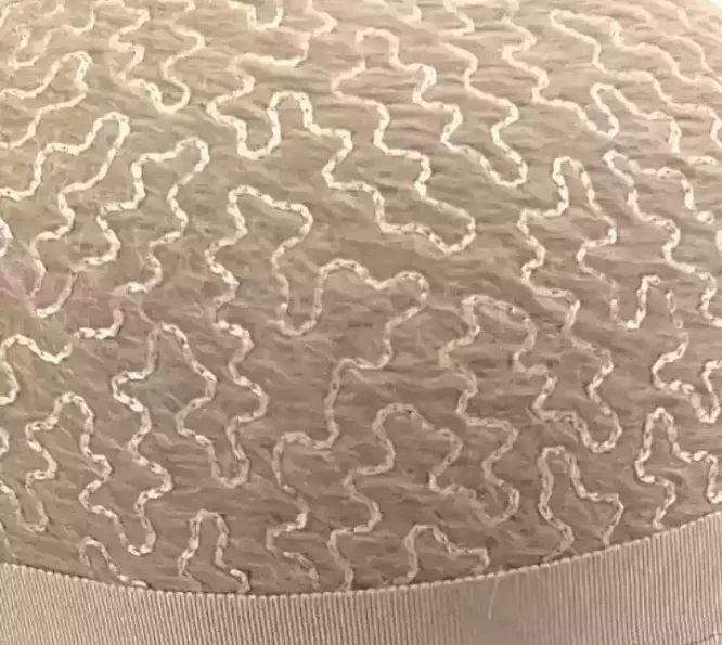 Haarfilzhut Melone Melousine bestickt Farbe Mittelbeige