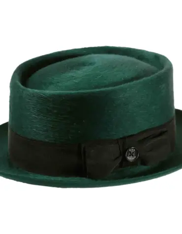 Fedora Melousine in Smaragdgrün aus Haarfilz mit olivfarbenem Rebsband und schwarzem Poispoil