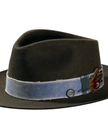 Fedora Bogart Stichelhaar mit Jeans-Hutband und Feder