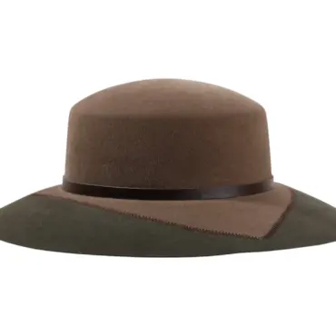 Cloche Velourshut in Moosgrün und Schlamm – Handmade Schweiz