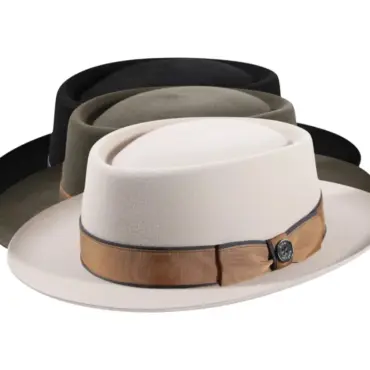 Fedora niederer Kopf „Paspel & Garn“ – Handgefertigt in der Schweiz|Fedora niederer Kopf „Paspel & Garn“ – Handgefertigt in der Schweiz|Fedora niederer Kopf „Paspel & Garn“ – Handgefertigt in der Schweiz|Fedora niederer Kopf „Paspel & Garn“ – Handgefertigt in der Schweiz|||
