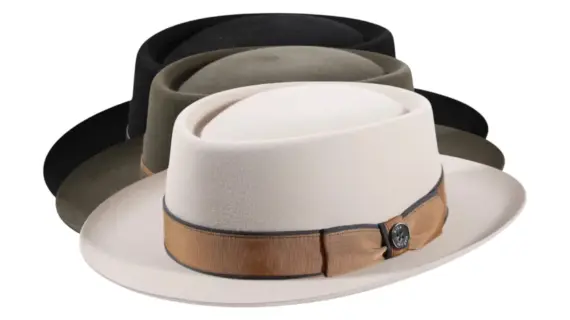 Fedora niederer Kopf „Paspel & Garn“ – Handgefertigt in der Schweiz|Fedora niederer Kopf „Paspel & Garn“ – Handgefertigt in der Schweiz|Fedora niederer Kopf „Paspel & Garn“ – Handgefertigt in der Schweiz|Fedora niederer Kopf „Paspel & Garn“ – Handgefertigt in der Schweiz|||