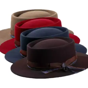 Fedora flach aus Wollfilz mit Ebony-Pearl-Garnitur