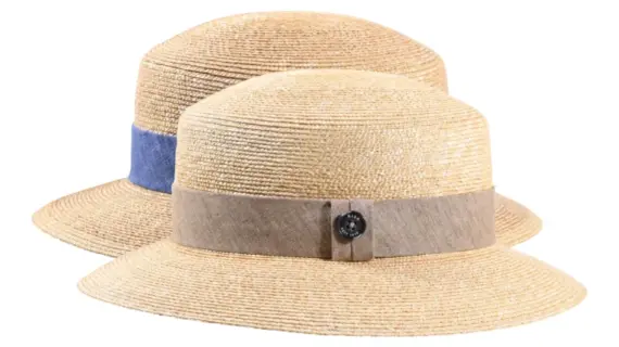 Cloche Straw Addicted aus Weizenstroh mit Leinenband Ciel oder Sand