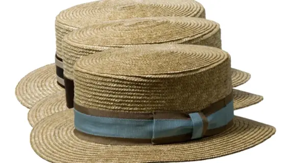 Klassischer Canotier aus Naturstroh mit verschiedenen Hutbändern||Klassischer Canotier aus Naturstroh mit verschiedenen Hutbändern|Klassischer Canotier aus Naturstroh mit verschiedenen Hutbändern|Klassischer Canotier aus Naturstroh mit verschiedenen Hutbändern|Klassischer Canotier aus Naturstroh mit verschiedenen Hutbändern|