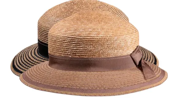 Damen Strohhut Freiamt Rüterin aus Naturstroh mit edlem Rebs-Hutband|Damen Strohhut Freiamt Rüterin aus Naturstroh mit edlem Rebs-Hutband||Damen Strohhut Freiamt Rüterin aus Naturstroh mit edlem Rebs-Hutband|||