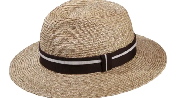 Strohhut Freiamt Rüstenschwiler mit braunem Hutband und weißem Streifen|||