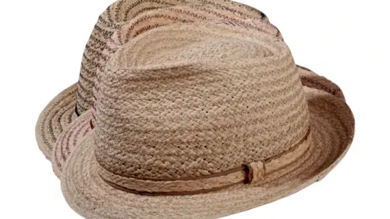 Trilbyhut aus Raffia mit Zickzackstruktur und schmalem Raffiaband  handgefertigt|Trilbyhut aus Raffia mit Zickzackstruktur und schmalem Raffiaband  handgefertigt||Trilbyhut aus Raffia mit Zickzackstruktur und schmalem Raffiaband  handgefertigt|Trilbyhut aus Raffia mit Zickzackstruktur und schmalem Raffiaband  handgefertigt||||