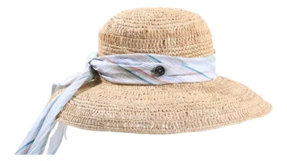 Damenhut aus Raffia mit gestreiftem Textilband in Pastellfarben||