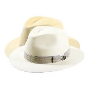 Panamahut Fedora-Traveler aus echtem Panama-Stroh mit gestreiftem Leinenband|Panamahut Fedora-Traveler aus echtem Panama-Stroh mit gestreiftem Leinenband|Panamahut Fedora-Traveler aus echtem Panama-Stroh mit gestreiftem Leinenband|||