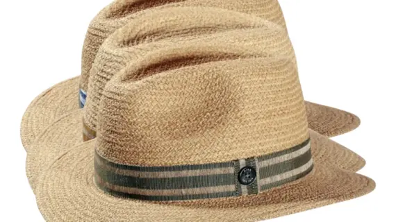 Strohhut Fedora aus Raffia mit gestreiftem Leinenband|Strohhut Fedora aus Raffia mit gestreiftem Leinenband|Strohhut Fedora aus Raffia mit gestreiftem Leinenband|Strohhut Fedora aus Raffia mit gestreiftem Leinenband||||