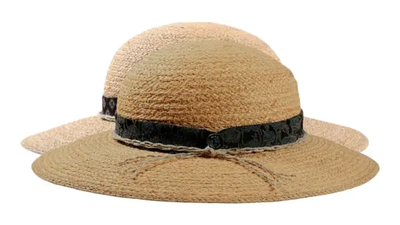 Damenhut Cloche aus Raffia mit breitem Rand und Stoffband|Damenhut Cloche aus Raffia mit breitem Rand und Stoffband|Damenhut Cloche aus Raffia mit breitem Rand und Stoffband|||
