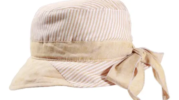 Stoffhut mit Masche zum Binden||||