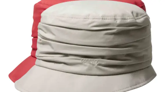 Fugger Goretex Hut in Hellbeige und Rot aus 100 % PES / Goretex mit stilvoller Drapierung|Fugger Goretex Hut in Hellbeige und Rot aus 100 % PES / Goretex mit stilvoller Drapierung|Fugger Goretex Hut in Hellbeige und Rot aus 100 % PES / Goretex mit stilvoller Drapierung|||||||