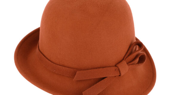 Wollfilzhut Glocke asymmetrisch uni – hochwertige Kopfbedeckung von Fiebig bei Hut Factory Schweiz