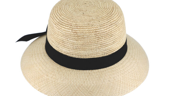 Panamahut Glocke Crochet mit Ripsband – hochwertige Kopfbedeckung von Fiebig bei Hut Factory Schweiz|Panamahut Glocke Crochet mit Ripsband – hochwertige Kopfbedeckung von Fiebig bei Hut Factory Schweiz|Panamahut Glocke Crochet mit Ripsband – hochwertige Kopfbedeckung von Fiebig bei Hut Factory Schweiz