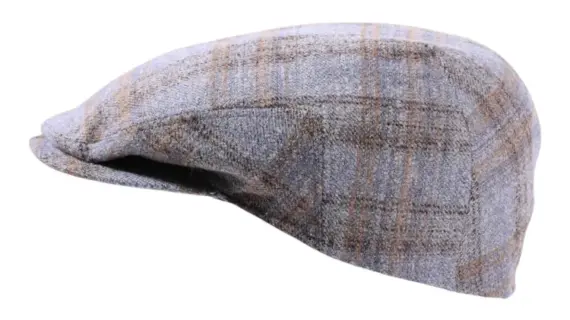Schiebermütze Tartan hellgrau mit Karomuster  Handarbeit Risa