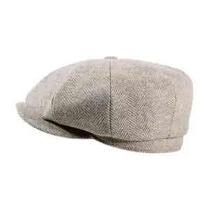 seitliche Ansicht.|Paperboy Shelby Wolle Moon in hellem Beige: klassische 8-Panel-Mütze im Herringbone-Muster