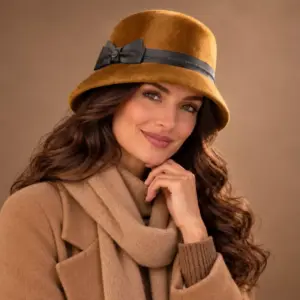 Cloche Damenhut Golden Velours in Gold aus 100 % Hasenhaar