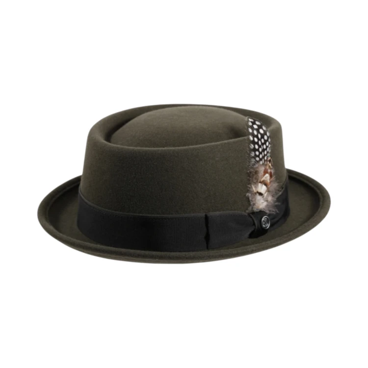 Porkpie Classic Paspel in Moos mit schwarzem Hutband und Feder