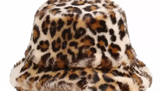 Bucket Hut in modernen Leoprint